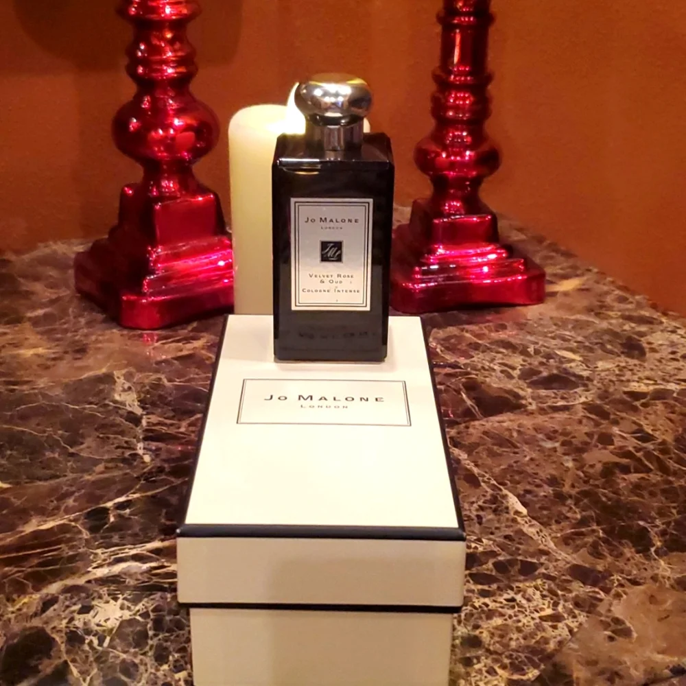 Jo Malone Velvet Rose & Oud! Colone Intense.  Bottle is almost half full!